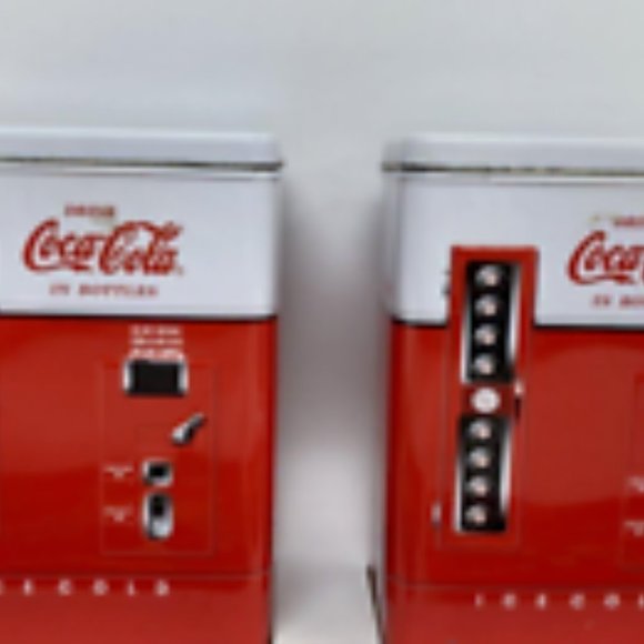 Lot of Assorted Drink Coca-Cola in Bottle Metal Coin bank, Ice chest Tin & Trays - Picture 5 of 7